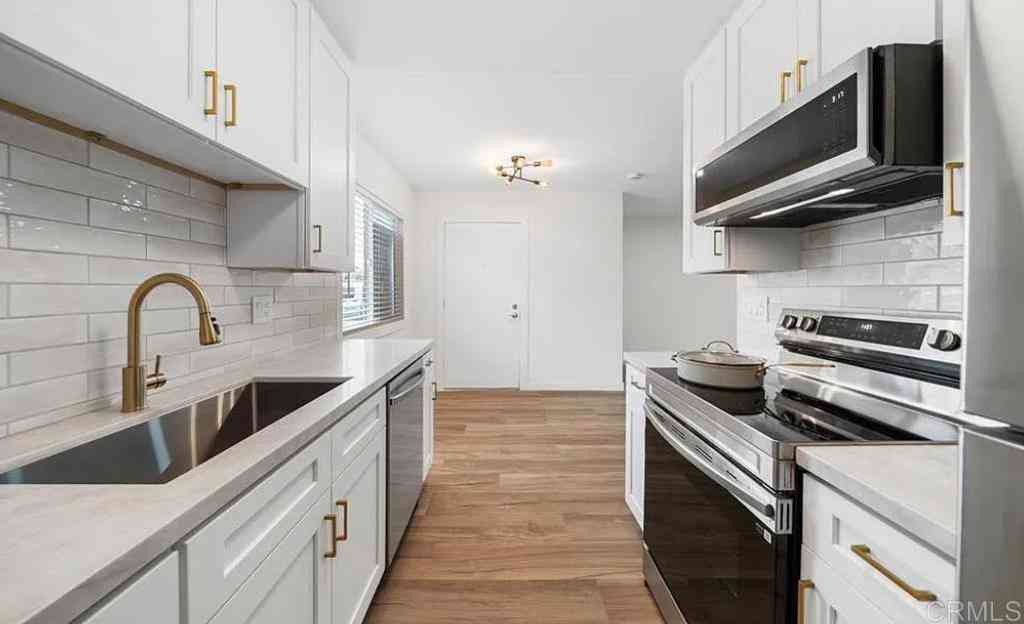 Condo For Rent - 3825 Van Dyke #3<br/> San Diego, CA 92105