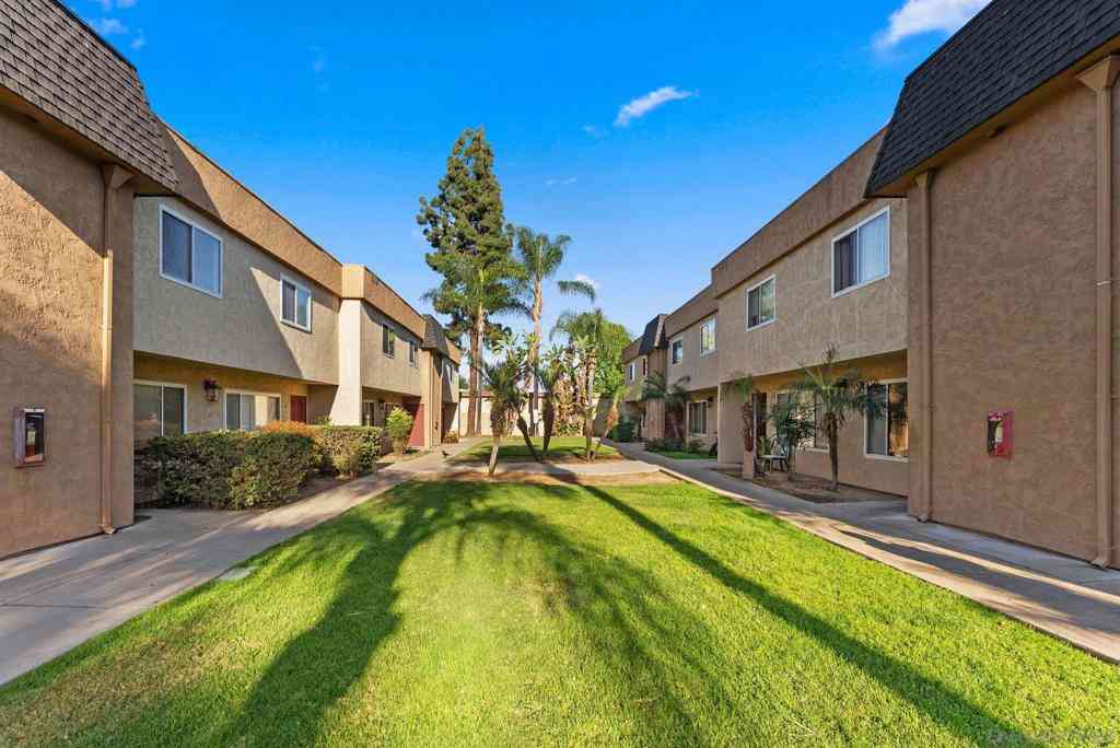 Townhouse For Sale - 317 S Mollison Ave #3<br/> El Cajon, CA 92020