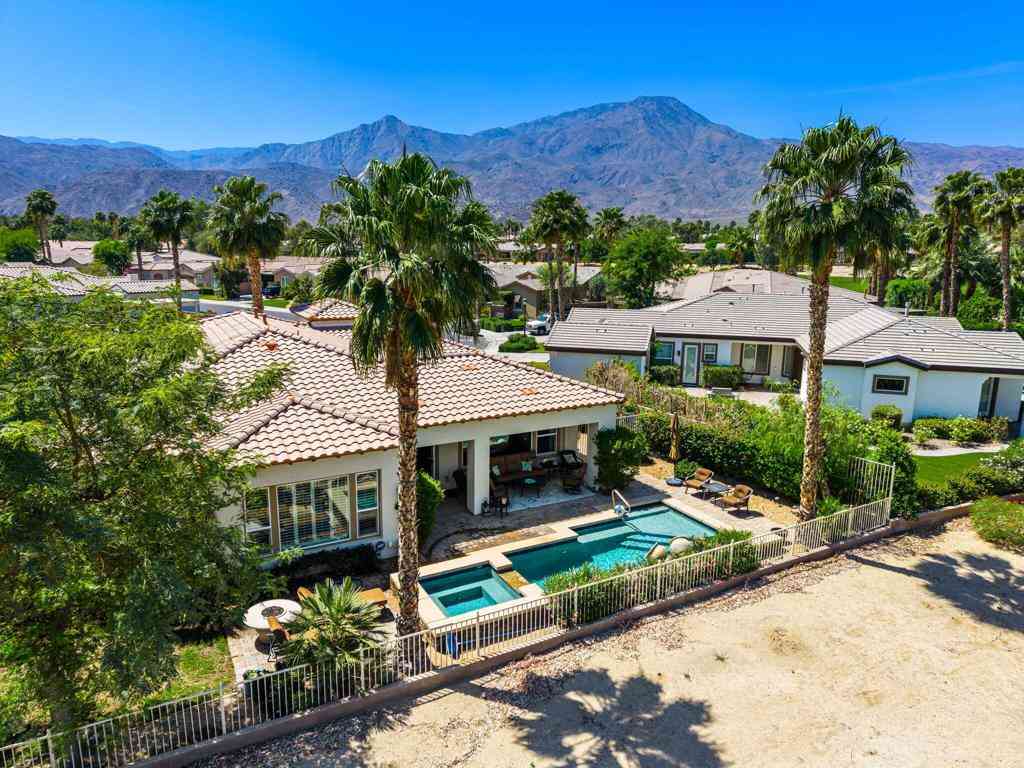 Homes For Sale - 61564 Tulare Lane<br/> Riverside County, La Quinta, CA 92253