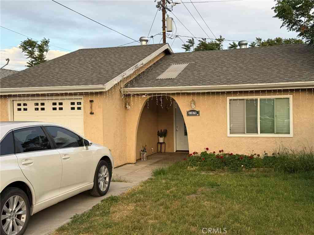 Homes For Sale - 33070 Lorimer<br/> Riverside County, Lake Elsinore, CA 92530