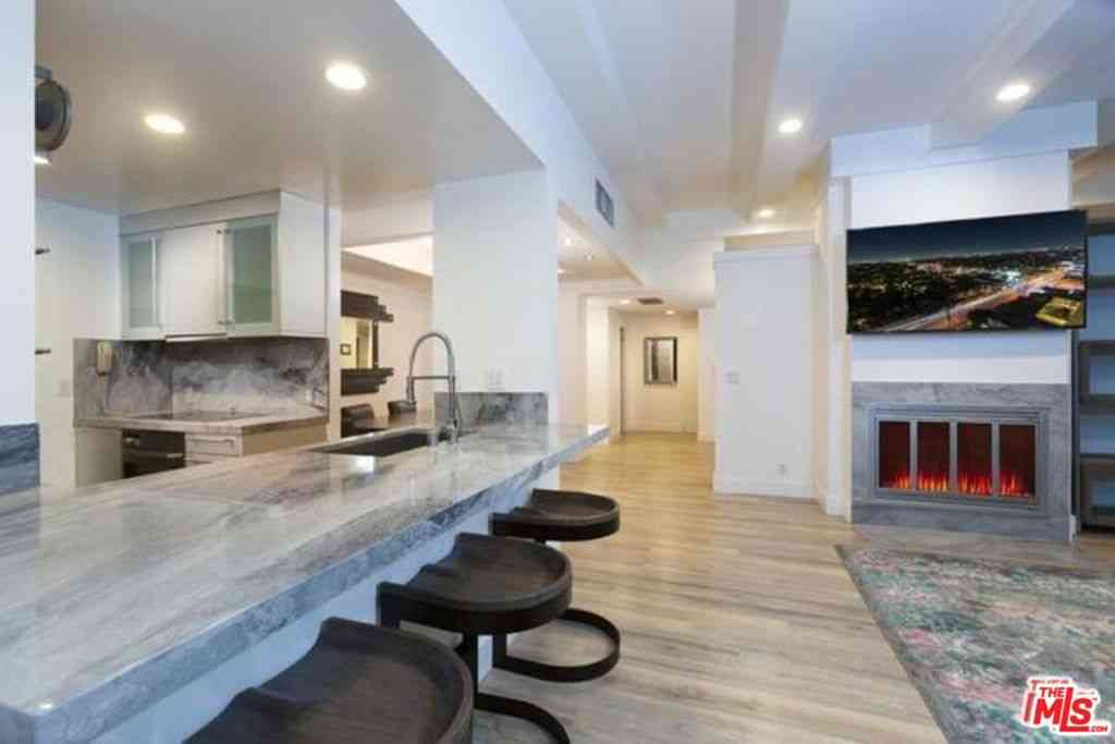 Condo For Rent - 1155 N La Cienega Boulevard #PH 3<br/> West Hollywood, CA 90069