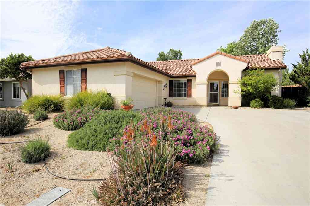 Homes For Sale - 903 Running Stag Way<br/> San Luis Obispo County, Paso Robles, CA 93446