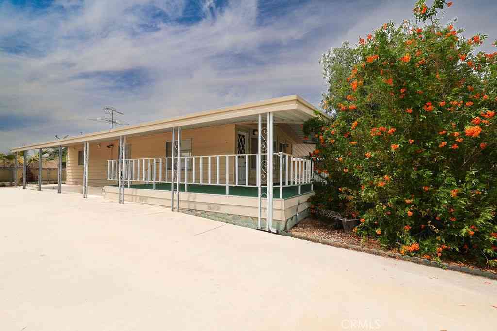 Mobile Home For Sale - 282 N La Paloma<br/> San Jacinto, CA 92582