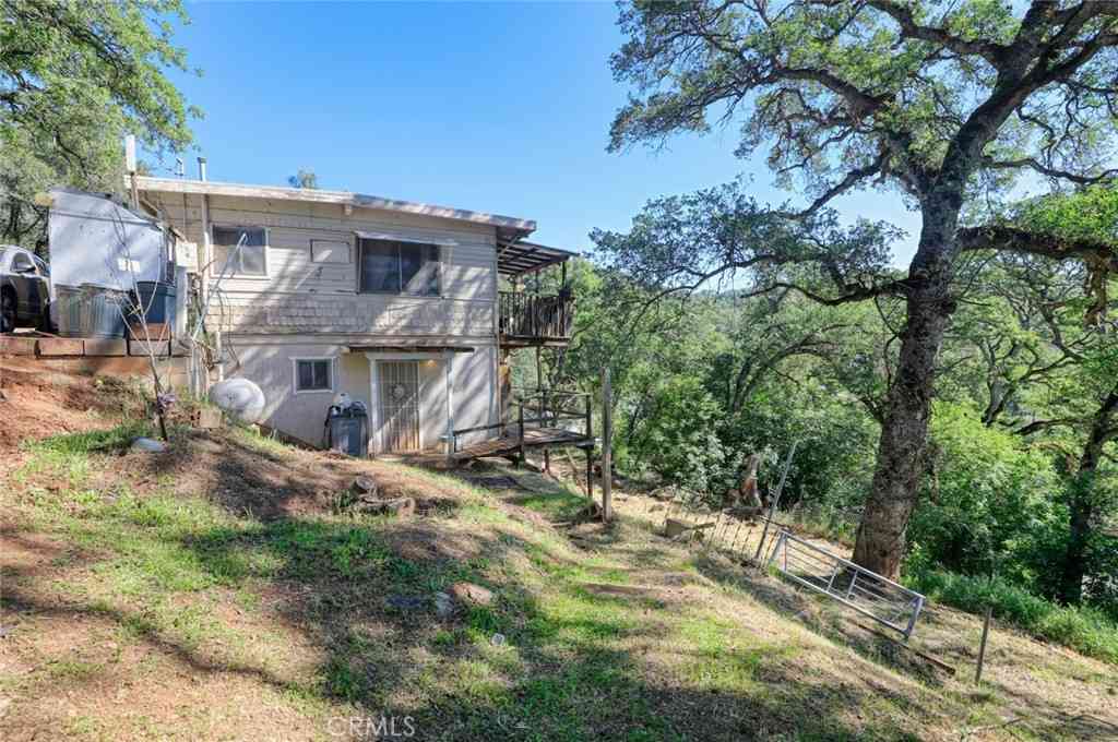 Homes For Sale - 12637 Lakeview<br/> Clearlake Oaks, CA 95423