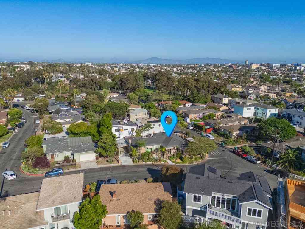 Homes For Sale - 1815 Mission Cliff Dr<br/> San Diego County, San Diego, CA 92116