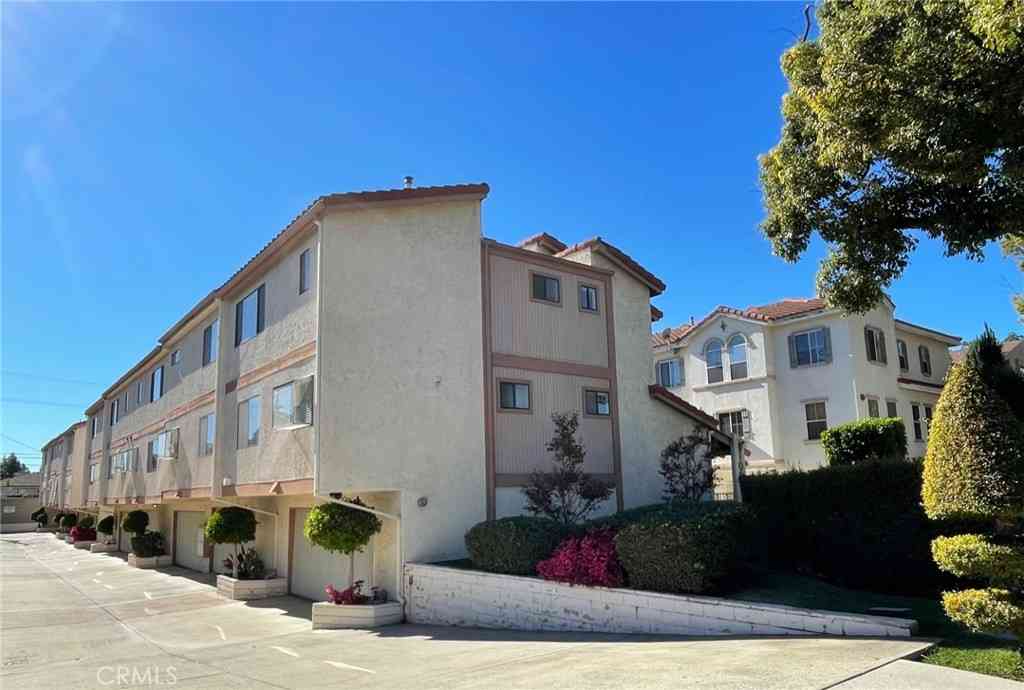 Townhouse For Rent - 1006 Arcadia Avenue #G<br/> Arcadia, CA 91007