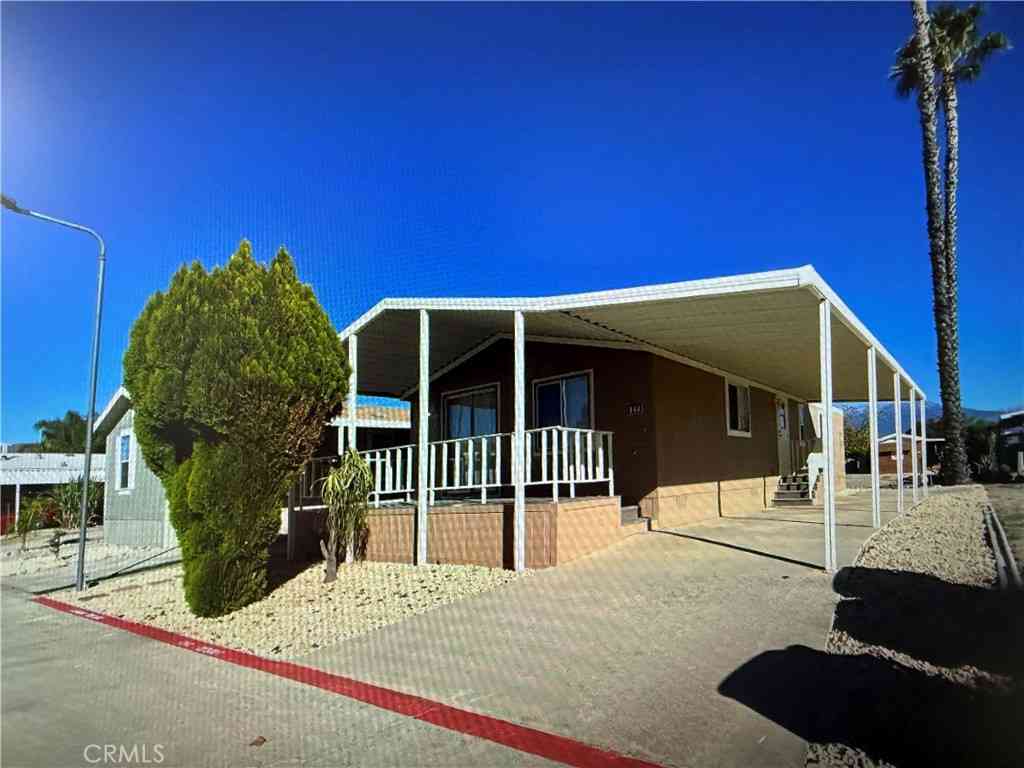 Mobile Home For Sale - 913 Grand Avenue #144<br/> San Jacinto, CA 92583