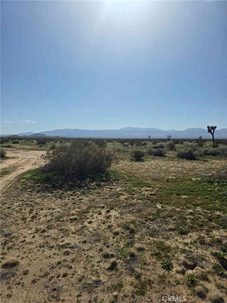 Vacant Land For Sale - 200 Avenue M-4<br/> Lancaster, CA 93535