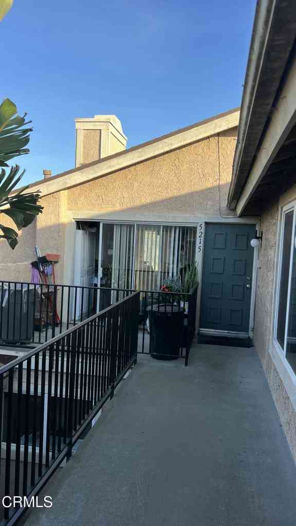 Condo For Sale - 5215 Jefferson Square<br/> Ventura County, Oxnard, CA 93033