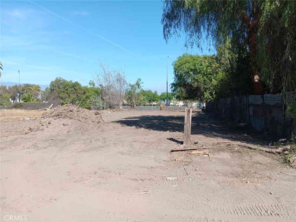 Vacant Land For Sale - Berkeley<br/> San Bernardino, CA 92410