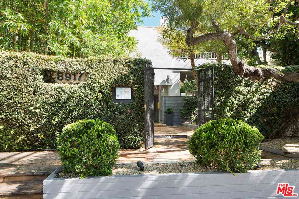 Apartment For Rent - 8917 E Cynthia Street #1<br/> West Hollywood, CA 90069