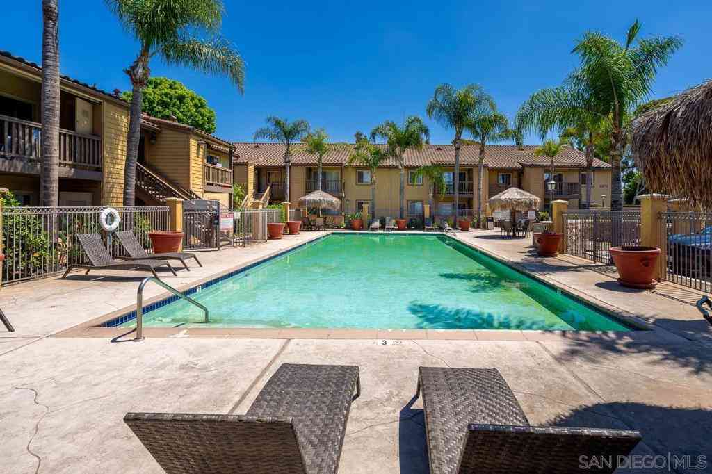 Condo For Sale - 1915 Avenida Del Mexico #264<br/> San Diego County, San Diego, CA 92154