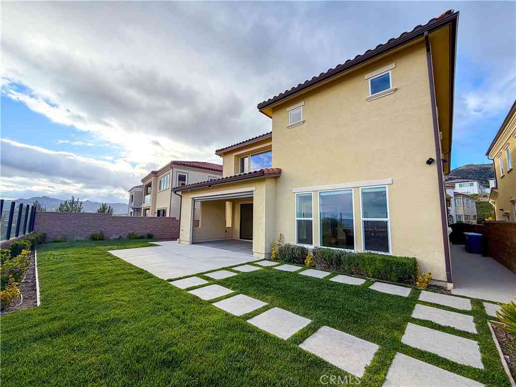 Homes For Rent - 20626 Deer Grass Court<br/> Porter Ranch, CA 91326