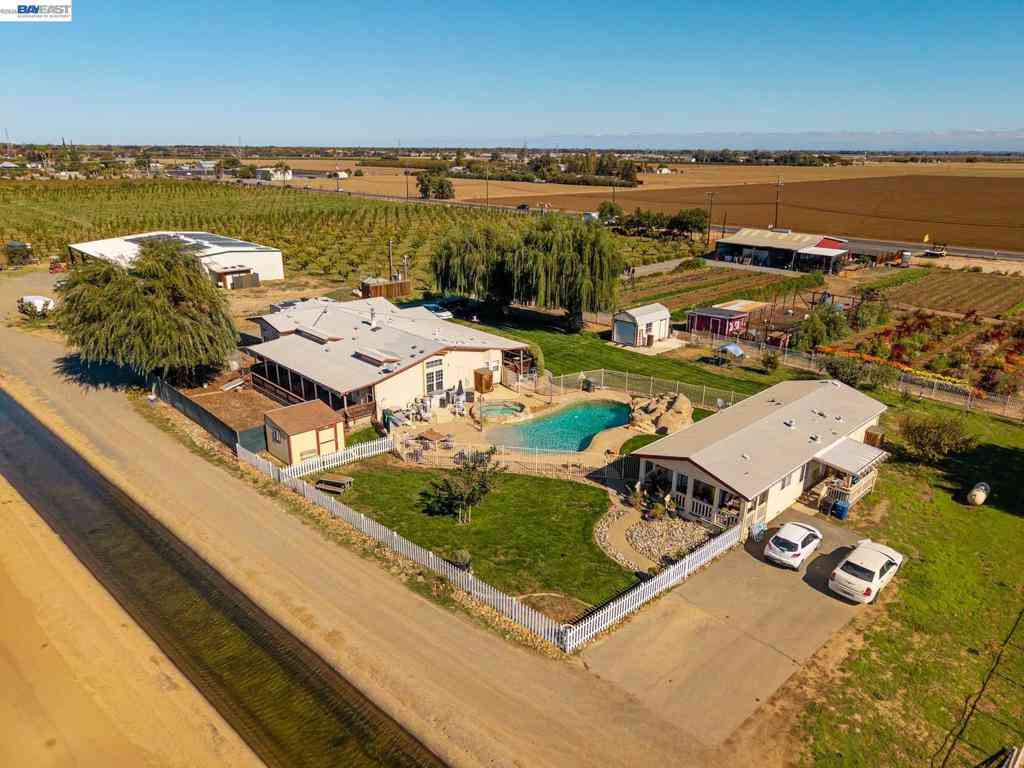 Homes For Sale - 2017 Walnut Blvd<br/> Contra Costa County, Brentwood, CA 94513
