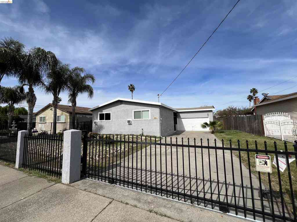 Homes For Sale - 2881 Clearland Cir.<br/> Contra Costa County, Pittsburg, CA 94565