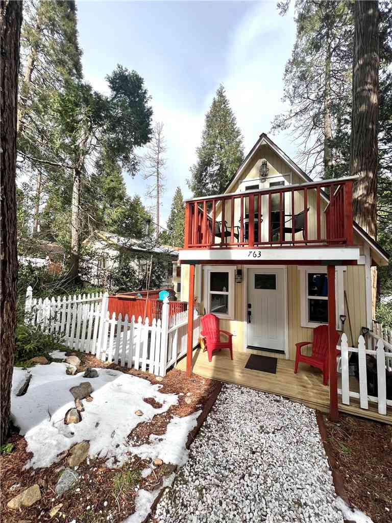 Homes For Sale - 763 Woodland<br/> San Bernardino County, Crestline, CA 92325