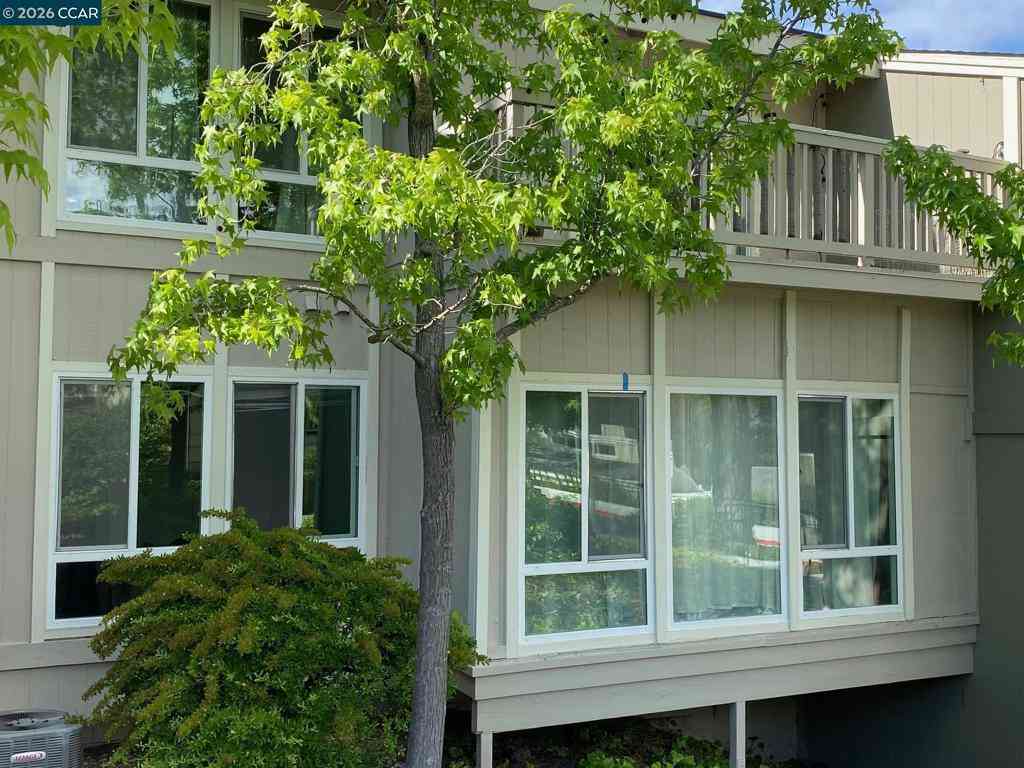 Townhouse For Rent - 438 Ridgeview Dr<br/> Pleasant Hill, CA 94523