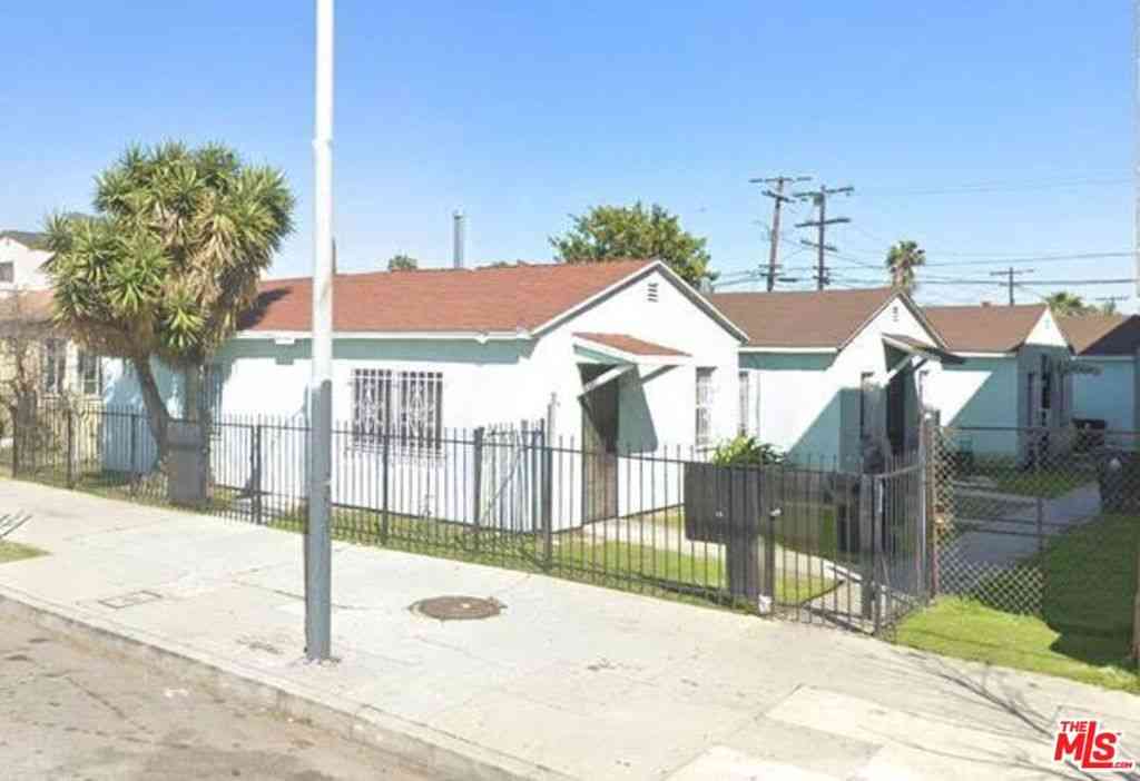 Homes For Sale - 10116 S Vermont Avenue<br/> Los Angeles County, Los Angeles, CA 90044