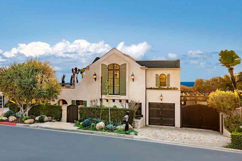 Homes For Sale - 730 Stratford Ct<br/> San Diego County, Del Mar, CA 92014