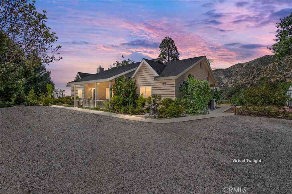 Homes For Sale - 38736 Oak Glen Road<br/> San Bernardino County, Oak Glen, CA 92399