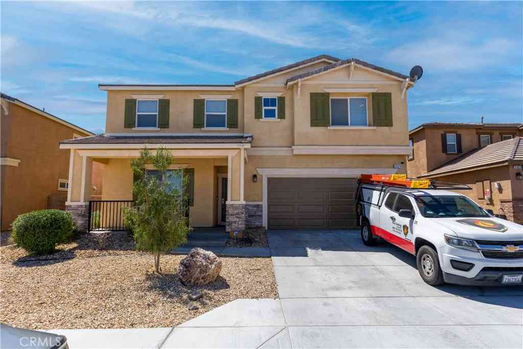 Homes For Sale - 12479 Sunset<br/> San Bernardino County, Victorville, CA 92392