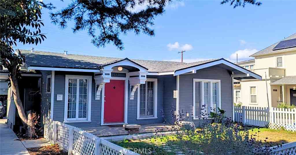 Multifamily For Rent - 233 W I Street #1<br/> Ontario, CA 91762