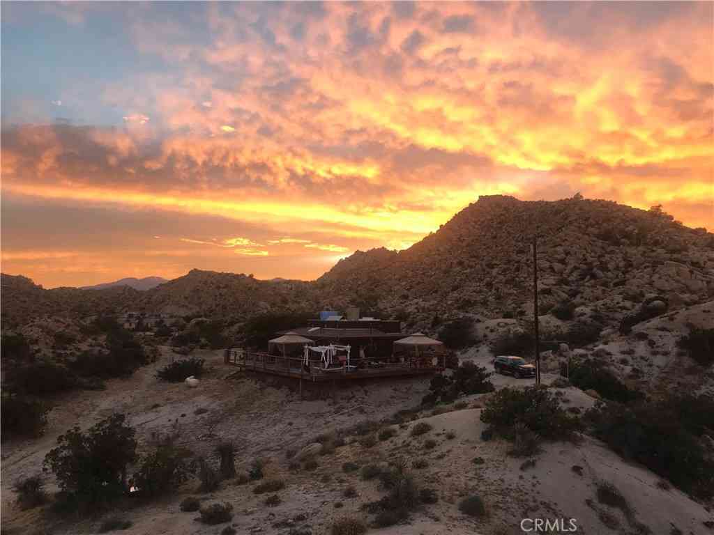 Homes For Sale - 56564 Nelson Avenue<br/> San Bernardino County, Yucca Valley, CA 92284