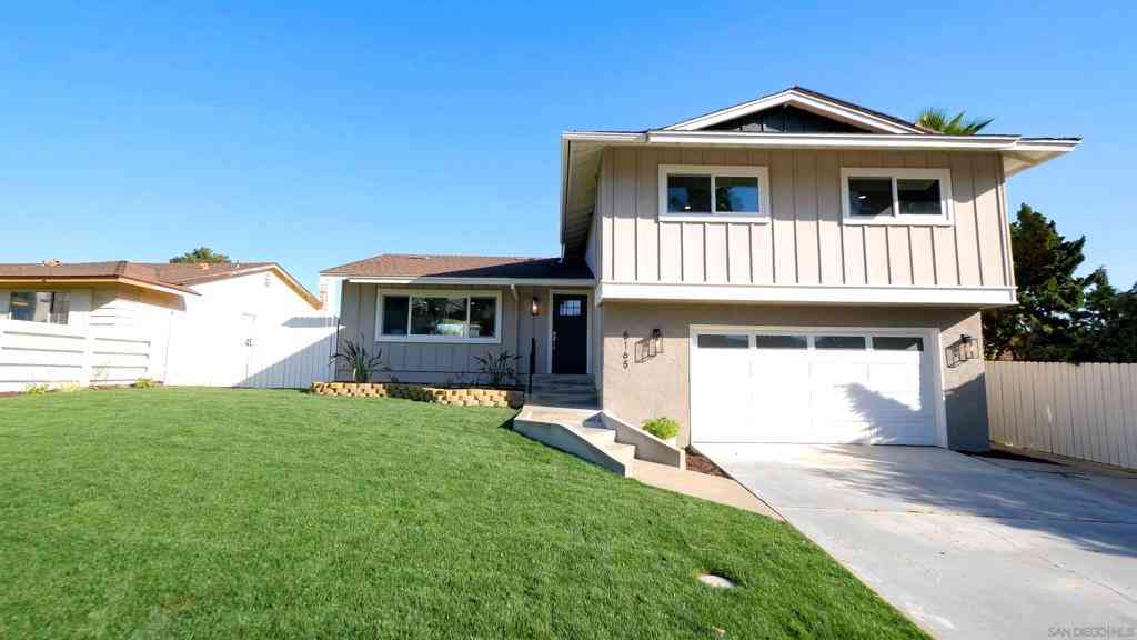 Homes For Sale - 6165 Agee St<br/> San Diego County, San Diego, CA 92122
