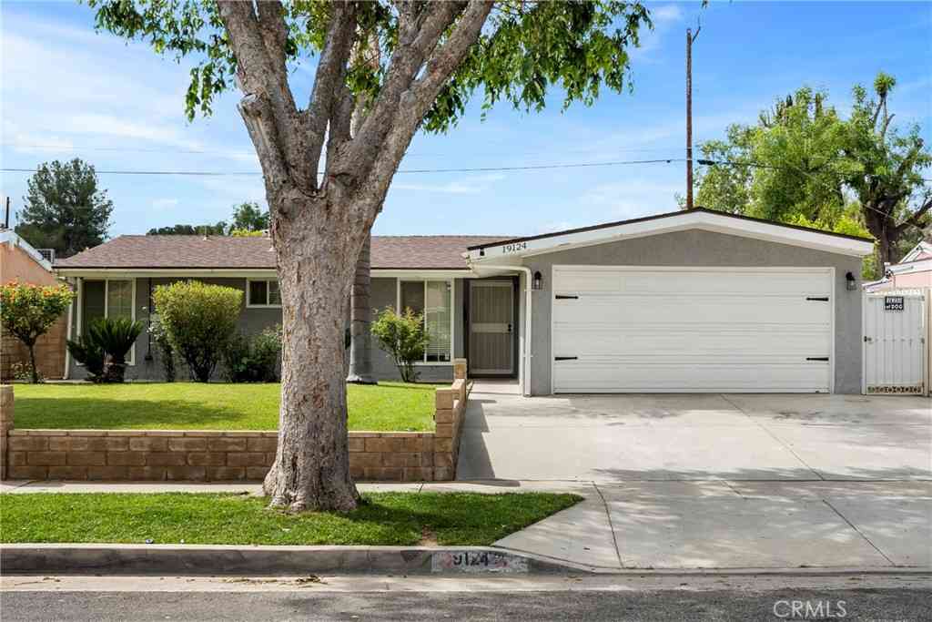 Homes For Sale - 19124 Drycliff Street<br/> Los Angeles County, Canyon Country, CA 91351