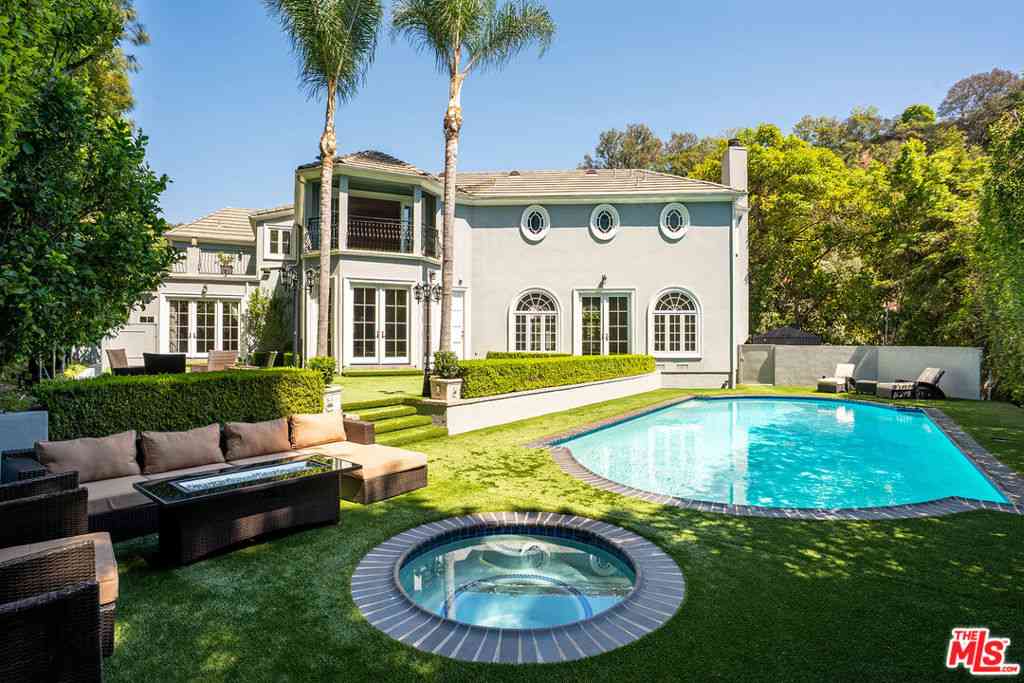 Homes For Sale - 1357 Schuyler Road<br/> Beverly Hills, CA 90210