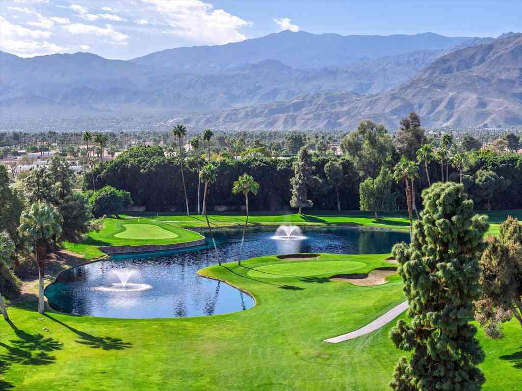 Condo For Sale - 187 Kavenish Drive<br/> Rancho Mirage, CA 92270