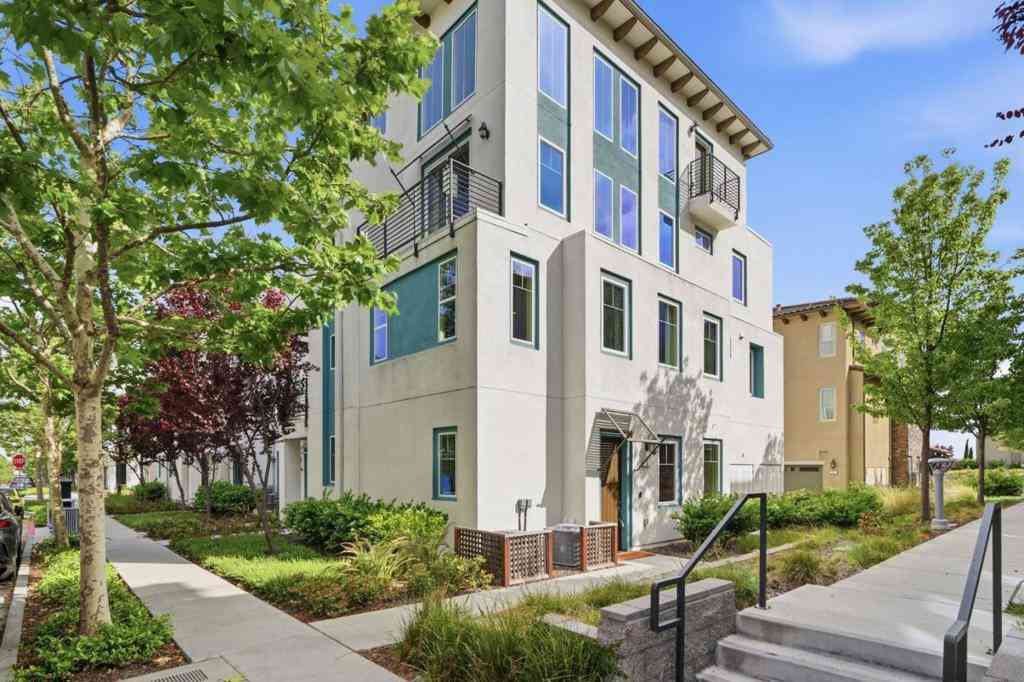 Condo For Sale - 280 William Manly Street #6<br/> Santa Clara County, San Jose, CA 95136