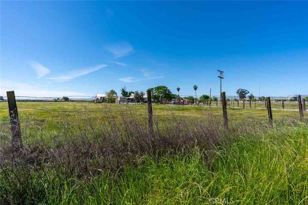 Vacant Land For Sale - 23429 Highway 152<br/> Los Banos, CA 93635
