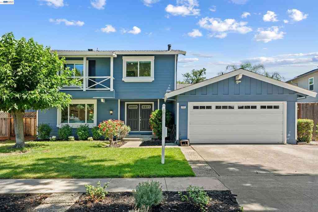 Homes For Sale - 4767 Del Valle Pkwy<br/> Alameda County, Pleasanton, CA 94566
