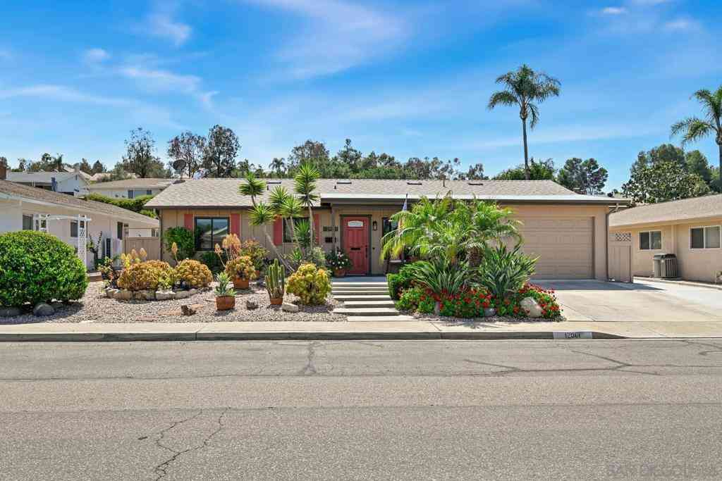 Homes For Sale - 12061 Callado Rd<br/> San Diego County, San Diego, CA 92128