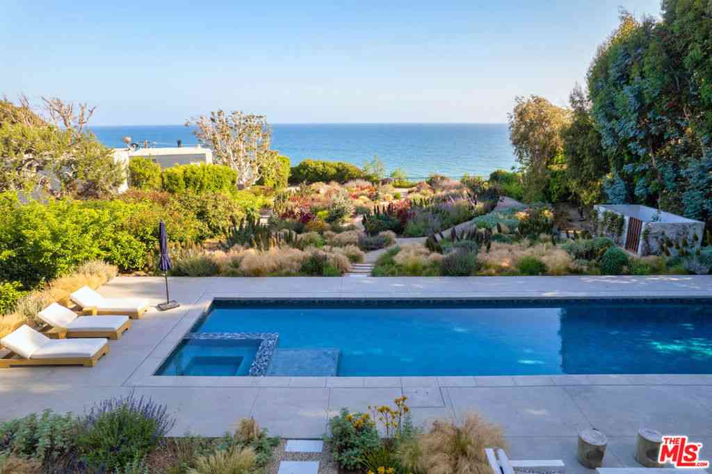 Homes For Sale - 31226 Bailard Road<br/> Los Angeles County, Malibu, CA 90265