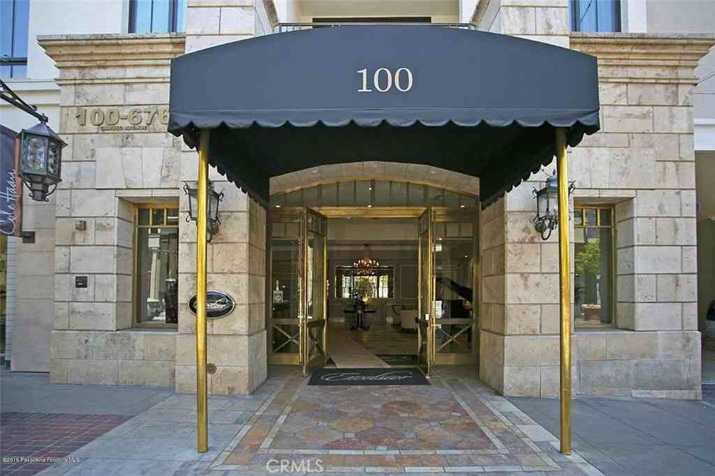 Condo For Rent - 511 Caruso<br/> Glendale, CA 91210