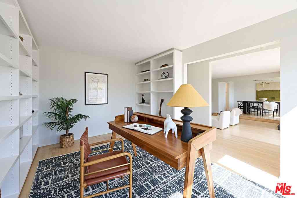 Condo For Sale - 1020 19th Street #6<br/> Santa Monica, CA 90403