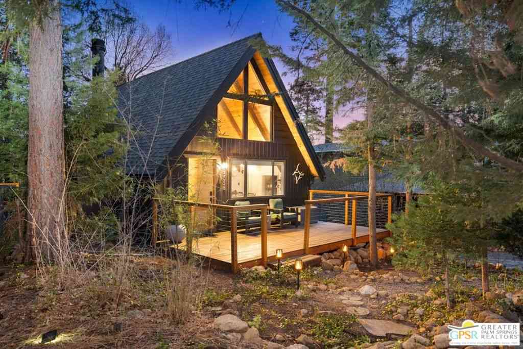 Homes For Sale - 55055 John Muir Road<br/> Idyllwild, CA 92549