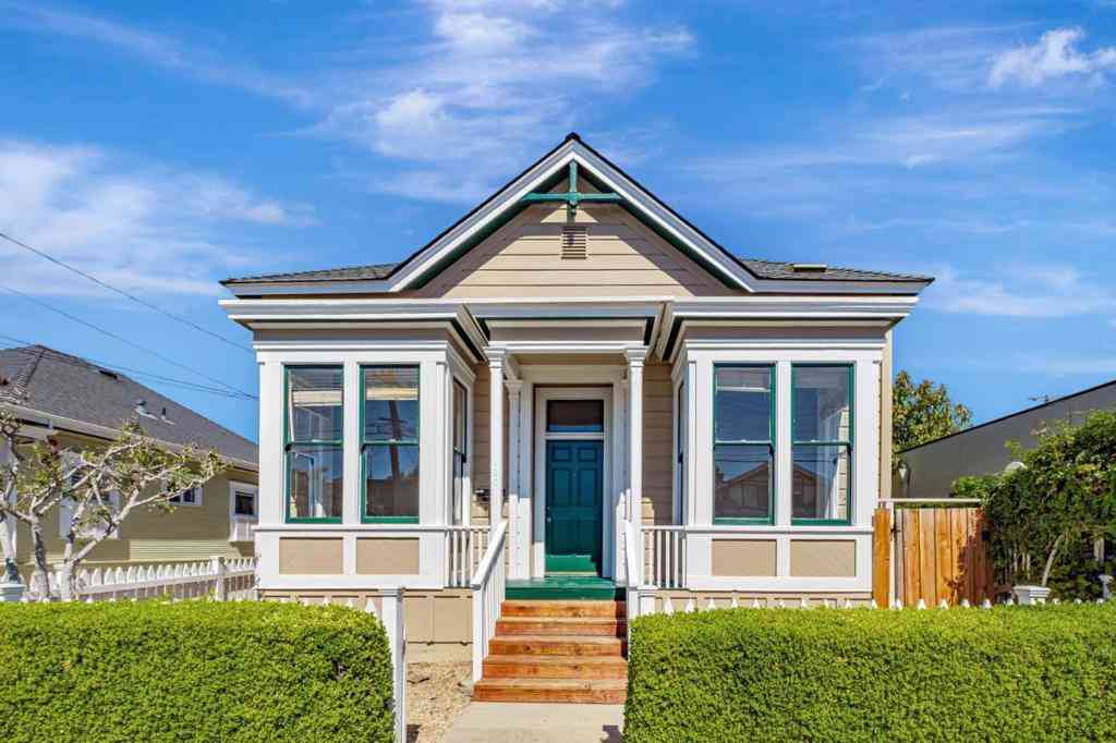 Homes For Sale - 120 Maple Street<br/> Santa Cruz County, Santa Cruz, CA 95060