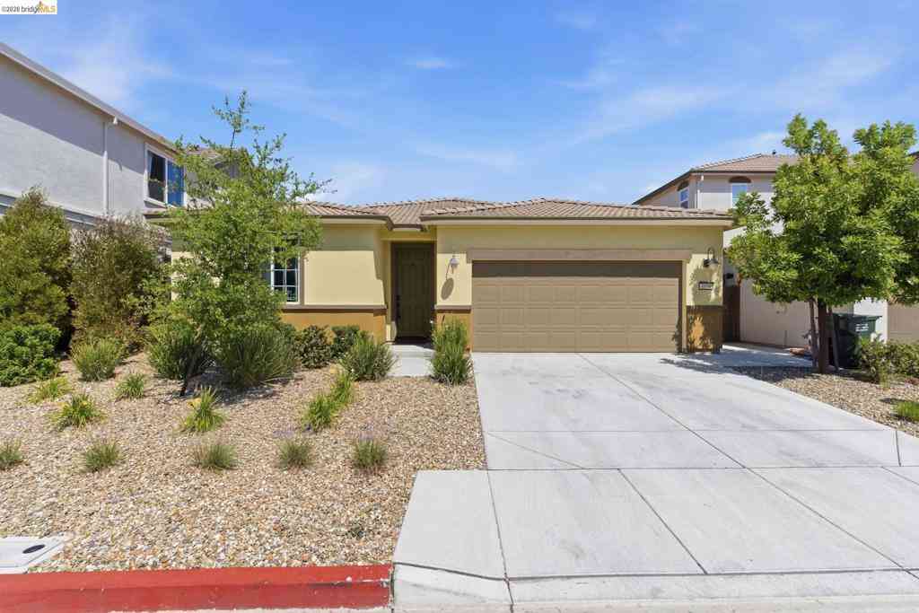 Homes For Sale - 4050 Kenwood Circle<br/> Contra Costa County, Oakley, CA 94561