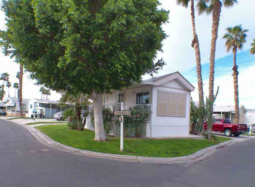 Mobile Home For Sale - 84136 Ave 44, #222 #222<br/> Indio, CA 92203