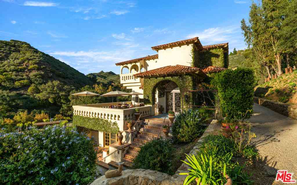 Homes For Sale - 503 Vera Canyon Drive<br/> Los Angeles County, Malibu, CA 90265