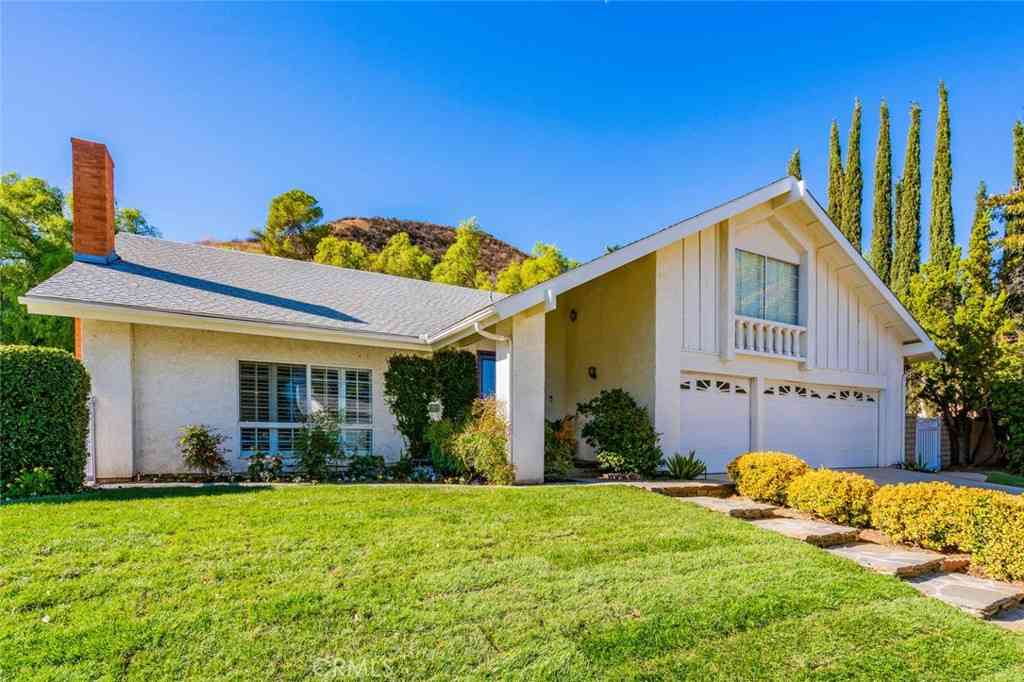 Homes For Rent - 27061 Esward Drive<br/> Los Angeles County, Calabasas, CA 91301