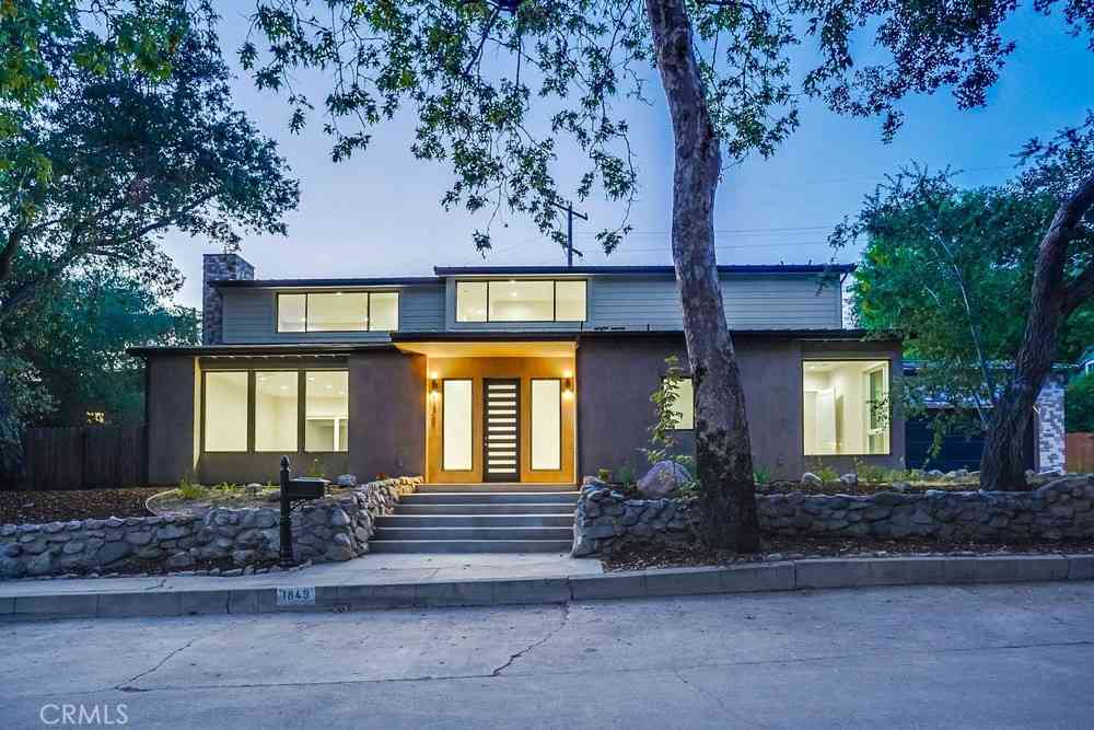 Homes For Sale - 1849 Los Encinos Avenue<br/> Los Angeles County, Glendale, CA 91208