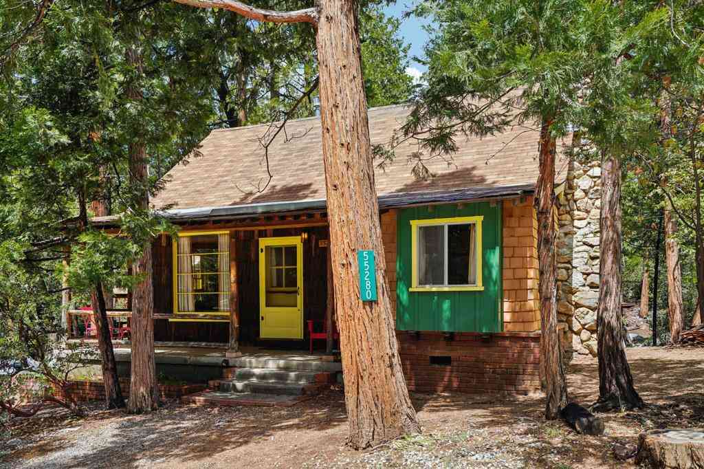 Homes For Sale - 55280 Circle Way<br/> Idyllwild, CA 92549