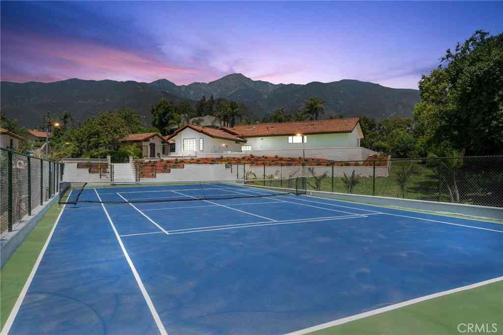 Homes For Sale - 5087 Granada Court<br/> San Bernardino County, Rancho Cucamonga, CA 91737