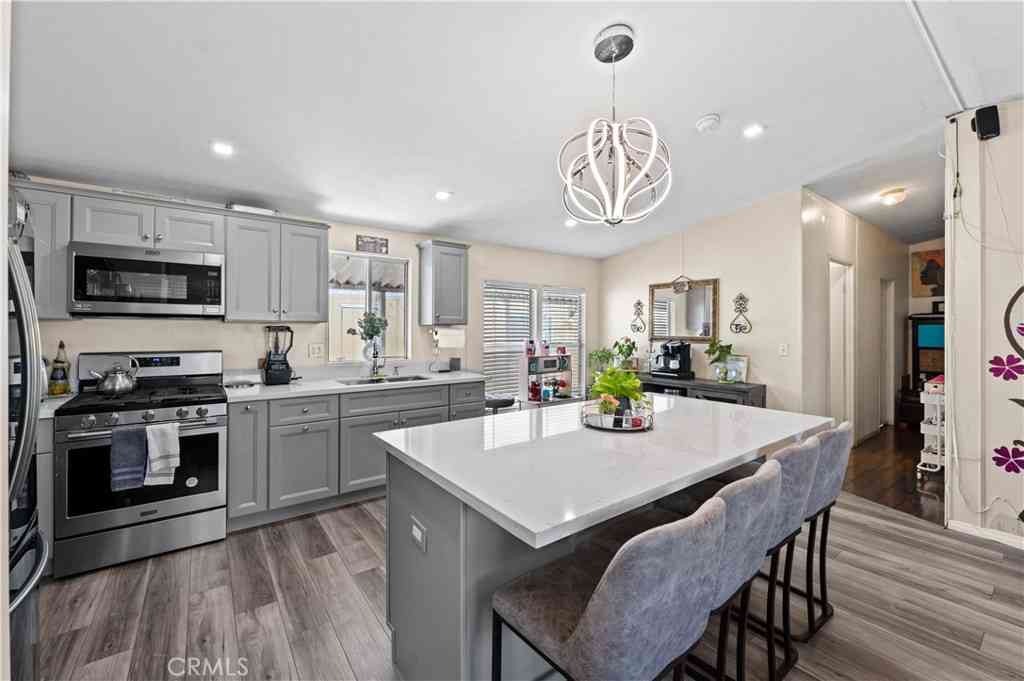 Mobile Home For Sale - 1700 South Glendora Ave #9<br/> Los Angeles County, Glendora, CA 91740