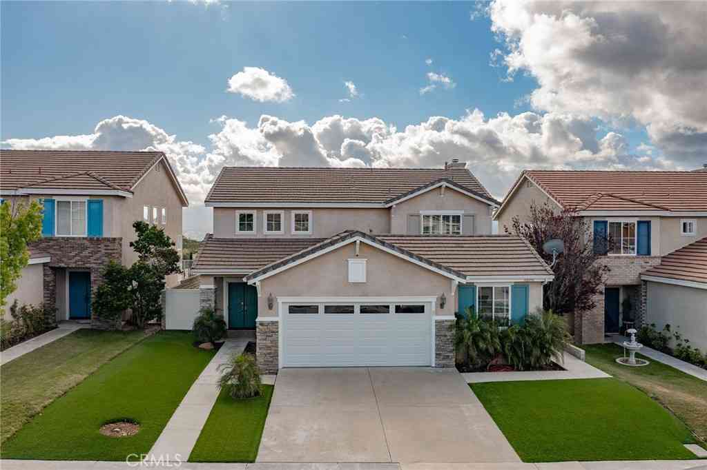 Homes For Sale - 26056 Ohara Lane<br/> Los Angeles County, Stevenson Ranch, CA 91381