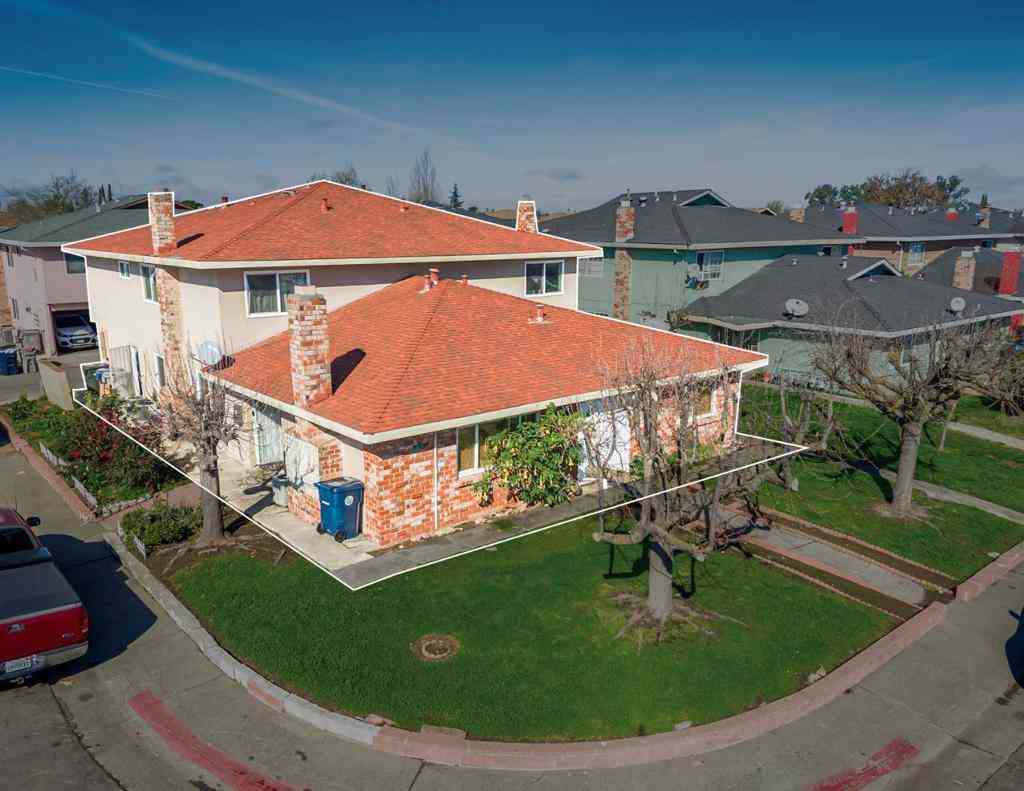 Multifamily For Sale - 100 Nedra Court<br/> Sacramento County, Sacramento, CA 95822